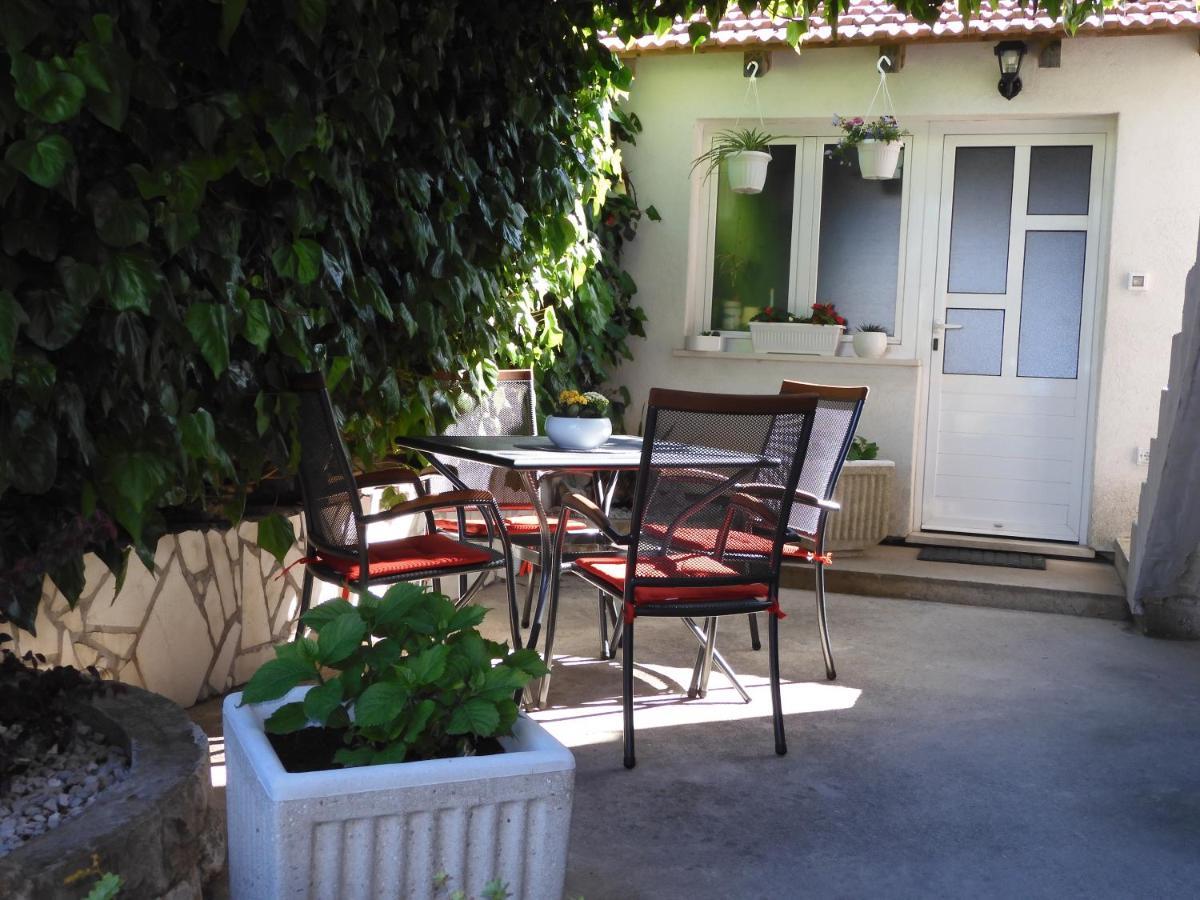 Jagoda Apartman Zrnovo Esterno foto